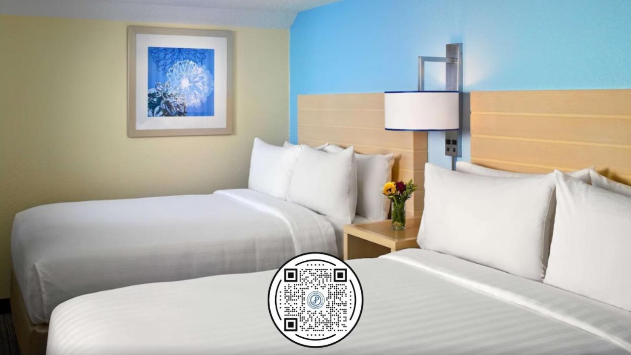 Sonesta Simply Suites Cleveland Airport Middleburg Heights Esterno foto